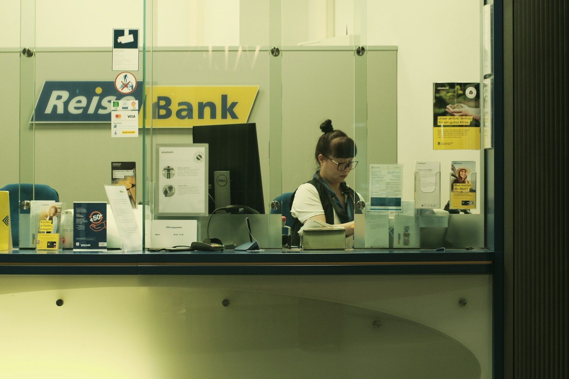 Banque privée vs banque commerciale